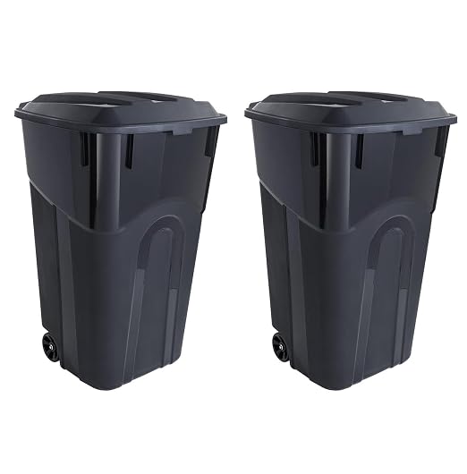 32 Gallon Heavy Duty Wheeled Plastic Garbage Can by Unknown