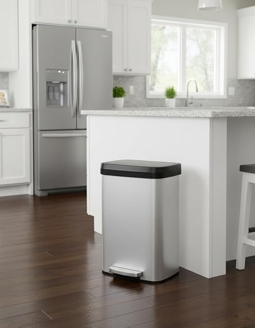 Garvee 16 gal / 60 L Stainless Steel Trash Can - Image 7