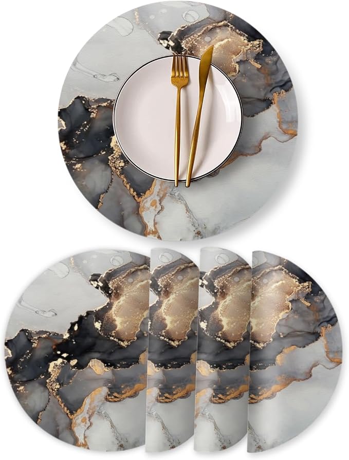 Round Placemats Set of 4 by BaHomeck