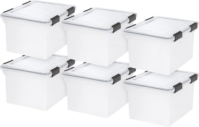 IRIS USA 32 Quart WEATHERPRO Plastic Storage Box by Unknown