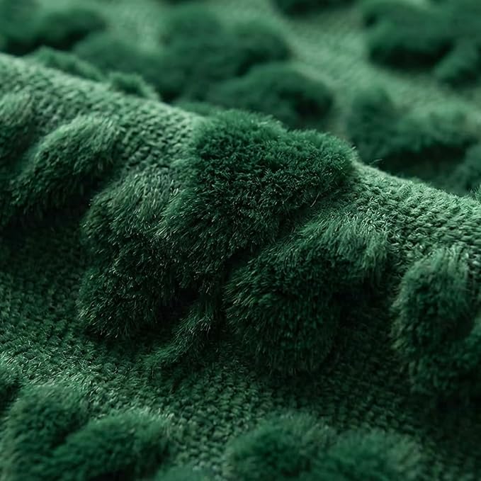Artoid Mode Green Soft Plush Faux Fur Jacquard Heart Clover St. Patrick's Day - Image 6