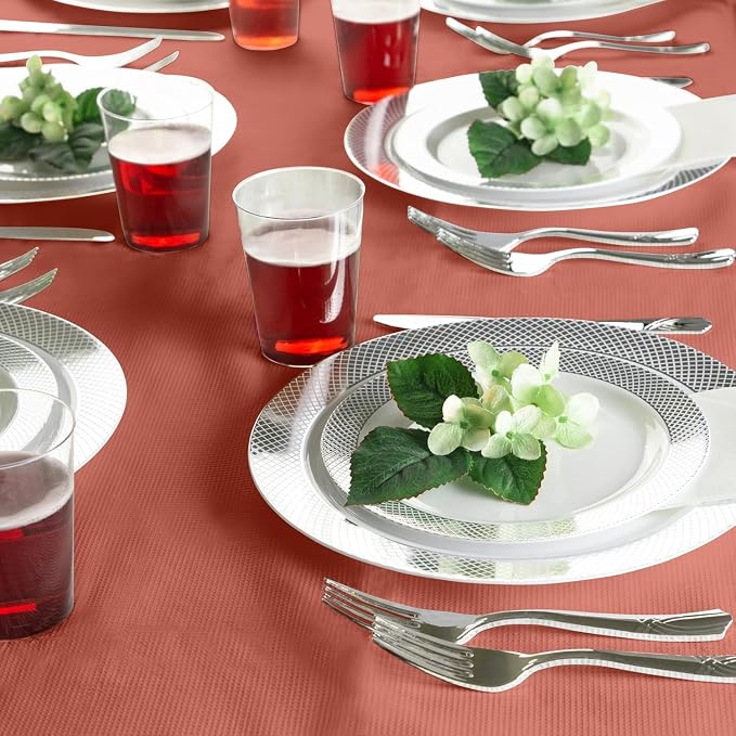 PARTY BARGAINS 5 Disposable Table Covers - Image 2