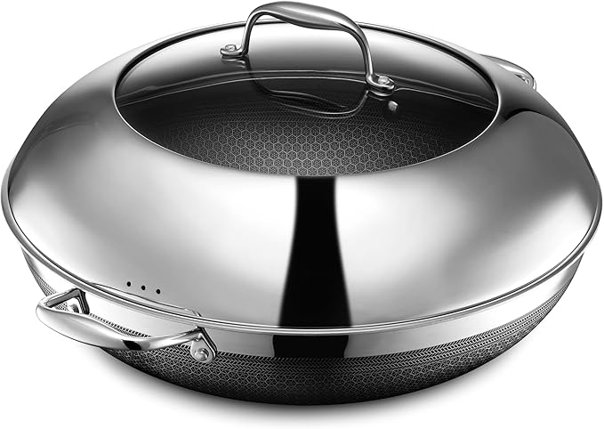 HexClad Hybrid Nonstick 14-Inch Wok by HexCladHybridCookware