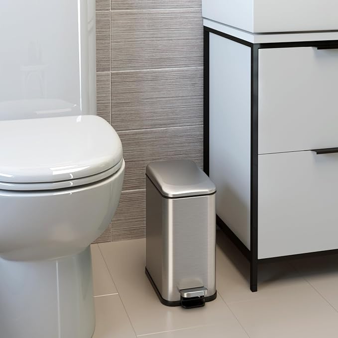 iTouchless 5 Liter / 1.32 Gallon SoftStep Bathroom Trash Can - Image 2