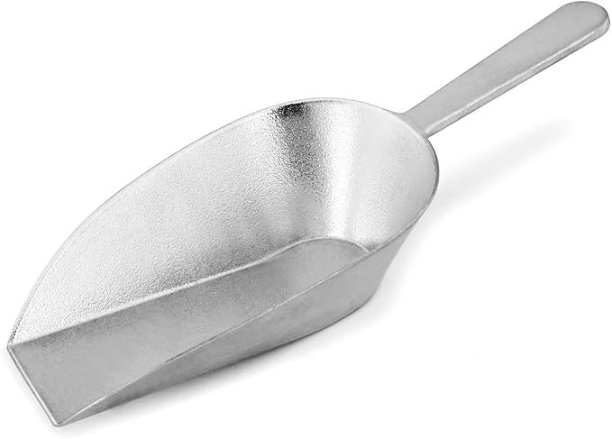 New Star Foodservice 34721 One-Piece Cast Aluminum Flat Bottom Bar Ice Flour by NewStarFoodservice