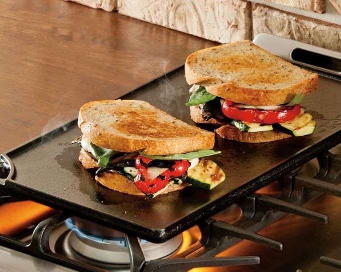 Lodge Reversible Cast Iron Grill/Griddle – 9.5 x 16.75 Inch Pre-Seasoned - Image 4