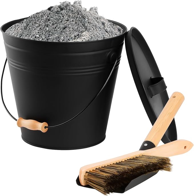 FEED GARDEN 3.5 Gallon Ash Bucket by FEEDGARDEN