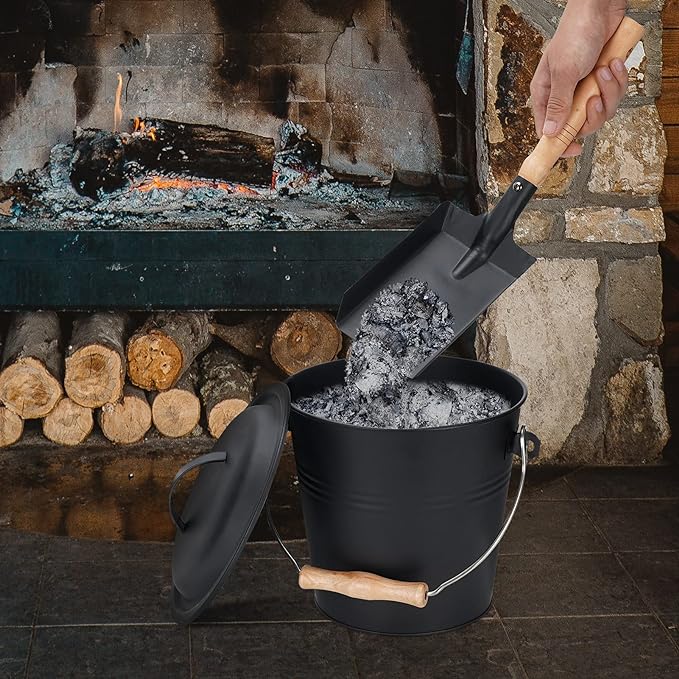 1.5-Gallon Metal Ash Bucket - Image 5