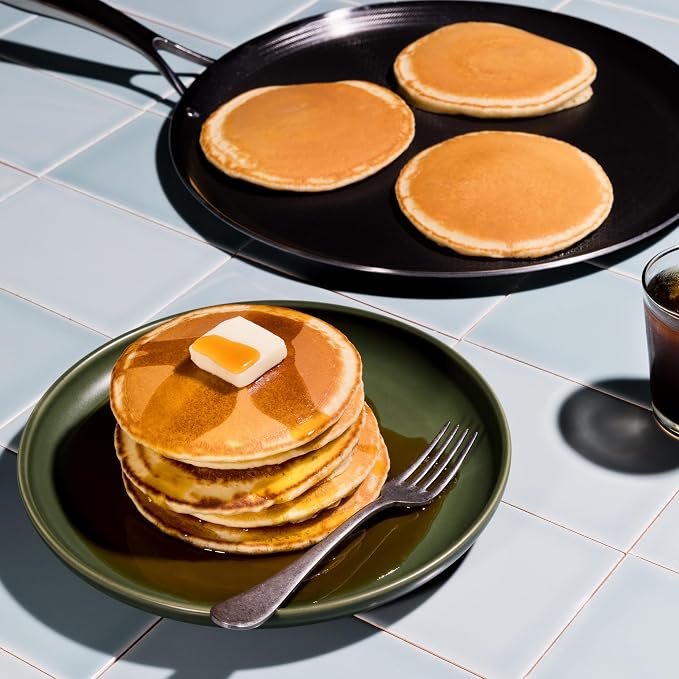 HexClad Hybrid Nonstick 13-Inch Griddle Pan, Stay-Cool Handle, - Image 7