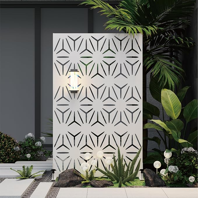 Heavy-Duty Outdoor Privacy Screen by QINPTWUT