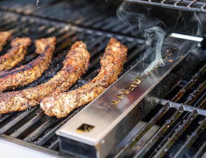 Monument Grills 4+1 Burner Natural Gas Grill - Image 2