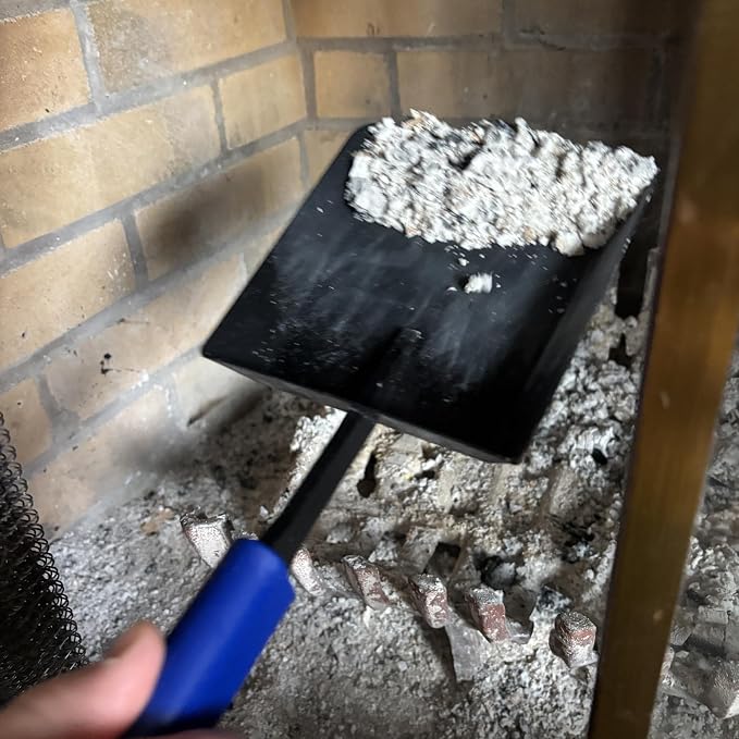 Fireplace Ash Shovel Wider Head Manganese Steel Gardening Shovel - Image 3