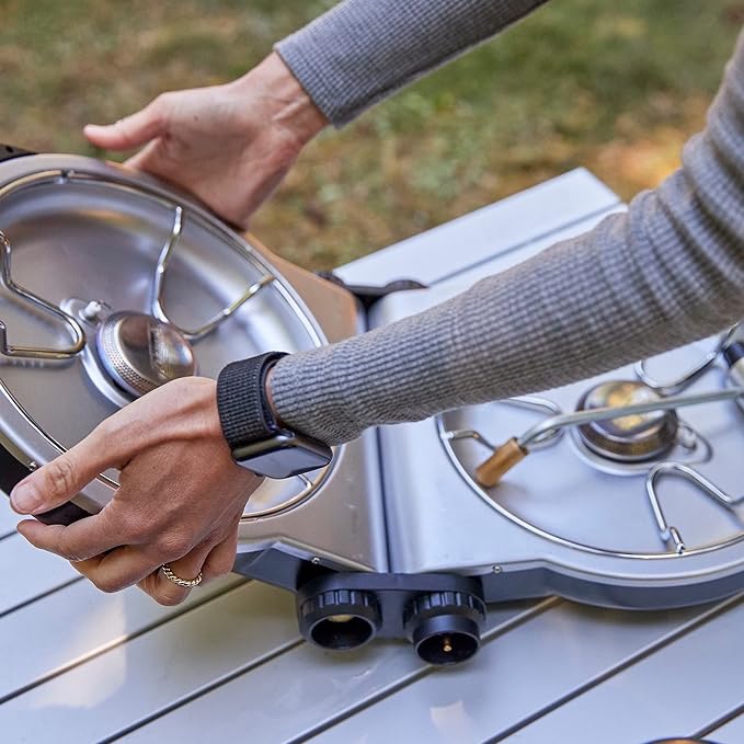 Coleman Fold ‘N Go 2-Burner Propane Stove, Dual Adjustable Burners - Image 7