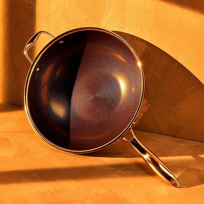 HexClad Hybrid Nonstick 12-Inch Wok, Stay-Cool Handle, Dishwasher-Friendly - Image 2