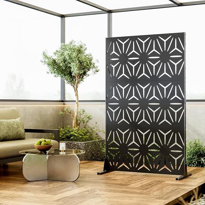 Heavy-Duty Outdoor Privacy Screen by QINPTWUT