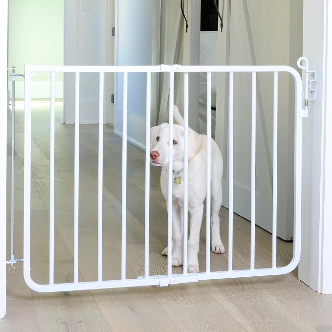 Cardinal Gates MG15 Auto-Lock Baby Gate - Image 2