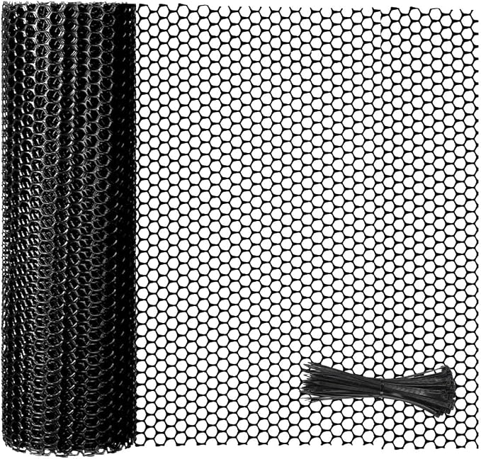 Plastic Chicken Wire Mesh Fence Roll by Unknown