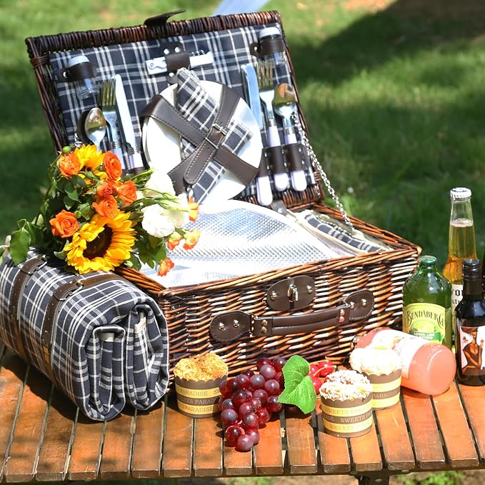 Neti Neti Wicker Picnic Basket for 4 - Image 2