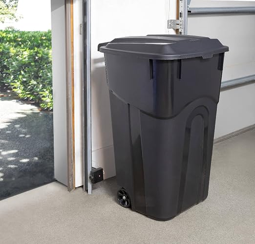 32 Gallon Heavy Duty Wheeled Plastic Garbage Can - Image 2