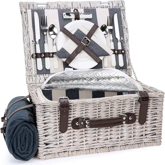 Picnic Basket Sets for 2 Persons by OutdoorLivingPicnicItems