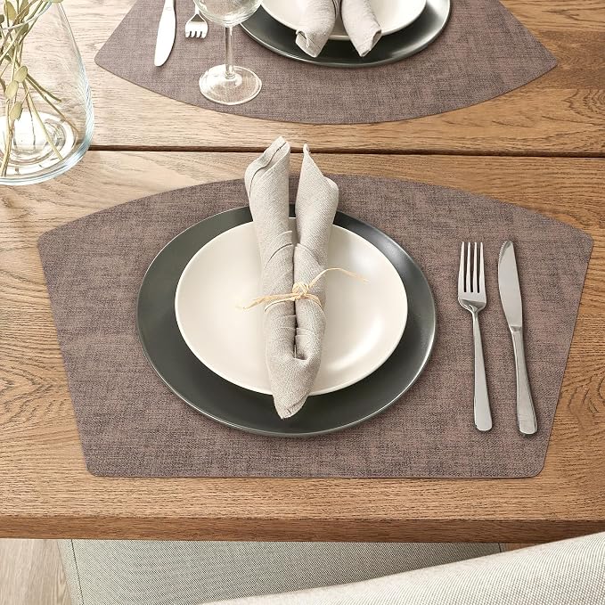 Round Table Placemats Set of 4, Faux Leather Wedge Shape Place Mats Heat - Image 6