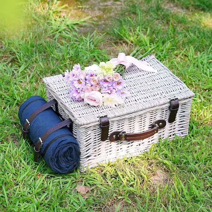 Picnic Basket Sets for 4 Persons - Image 5