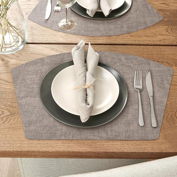 Round Table Placemats Set of 4, Faux Leather Wedge Shape Place Mats Heat - Image 6