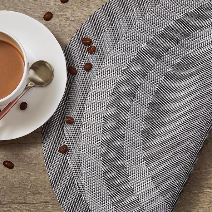 PIGCHCY Round Placemat Set of 8 Vinyl Washable Kitchen 15 inch Table Placemats - Image 5