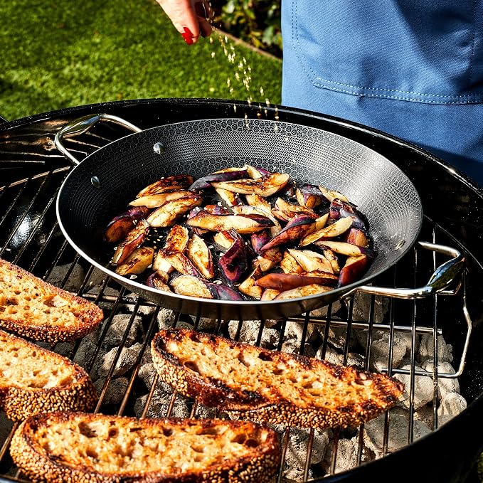 HexClad Hybrid Nonstick BBQ Grill Pan, Dishwasher-Friendly, BBQ and Oven-Safe - Image 7